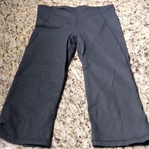 Lululemon cropped leggings